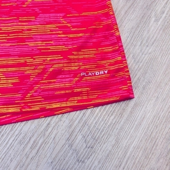 REEBOK Workout Ready short sleeve athletic activewear vneck tee shirt. Playdry - Picture 5 of 6